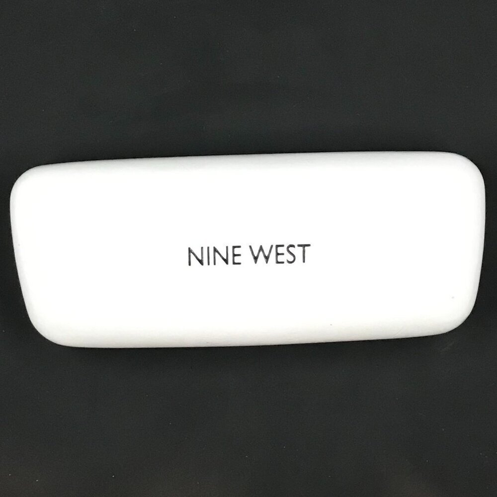Nine West Hard Side Clamshell glass/sunglass case.  Eye Wear, accessories, white